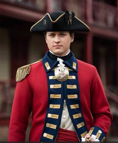 Shoulder Epaulettes Are Back — Here's Why Fashion and Uniform Culture Both Claim Them

